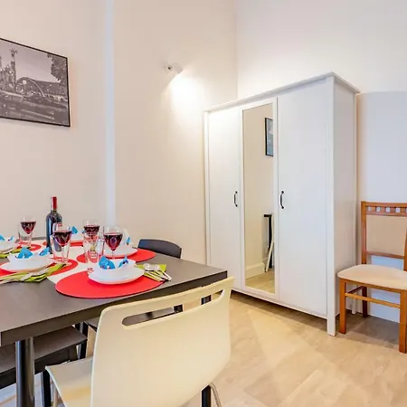 Koszykowa 30 Apartment